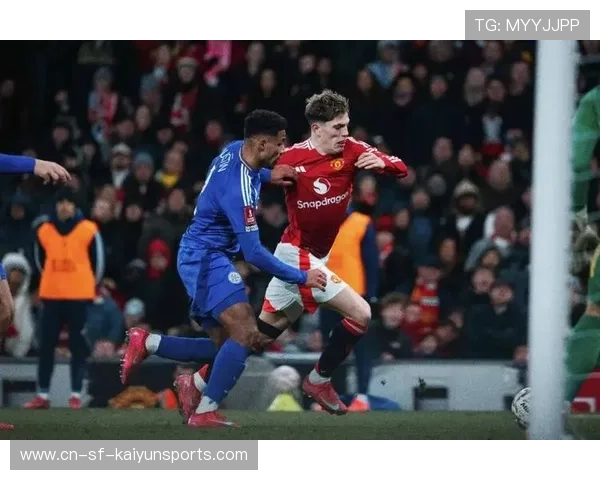 曼联旧将拉什福德的重返巅峰，神级停球后小角度破门让人惊叹，欧联-拉什福德破僵b费点射 曼联2-0格