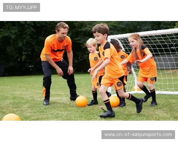 青年球员文化课安排规范 兼顾学业与训练，足球文艺青年