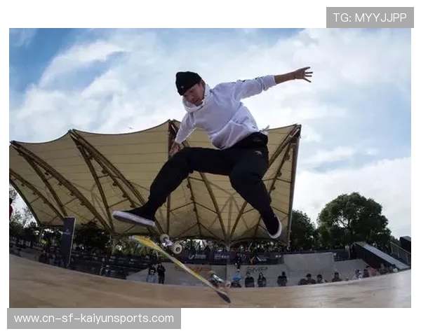 职业滑板运动力学教练的教学：他是如何通过重心位移教授动作技巧的（399 ）